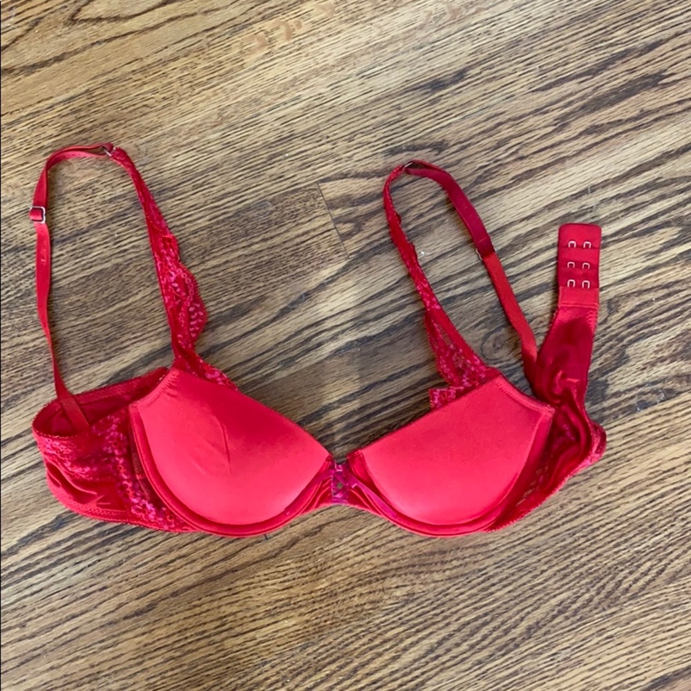 Vintage Victoria’s Secret bra
